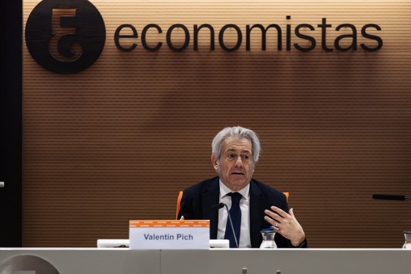 El Consejo General de Economistas prevé que la economía española crezca el 2,4 % en 2025