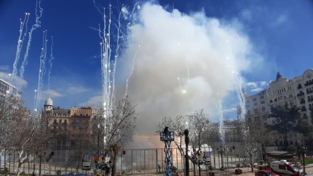 La Generalitat sorteará entradas para ver la 'mascletà' desde el Palacio de las Comunicaciones