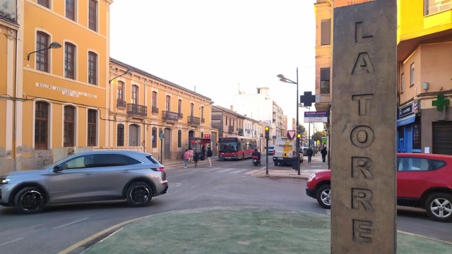 El Ayuntamiento acuerda seguir trabajando con los comerciantes de Pobles del Sud para dinamizar la economía