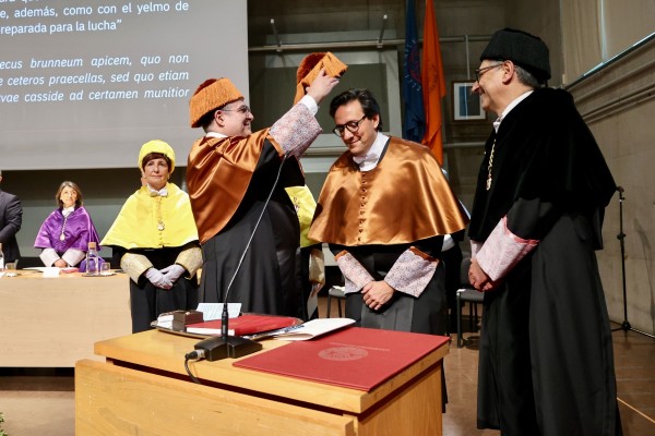Darío Gil, el fichaje murciano de Trump, es investido Honoris Causa por la Universidad de Murcia