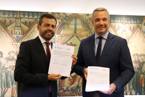 El PP abre la puerta a Vox en plena lucha por los Presupuestos