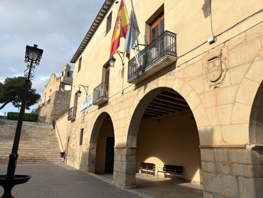 Monforte abre un servicio de asesoramiento jurídico para afectados por las plantas fotovoltaicas