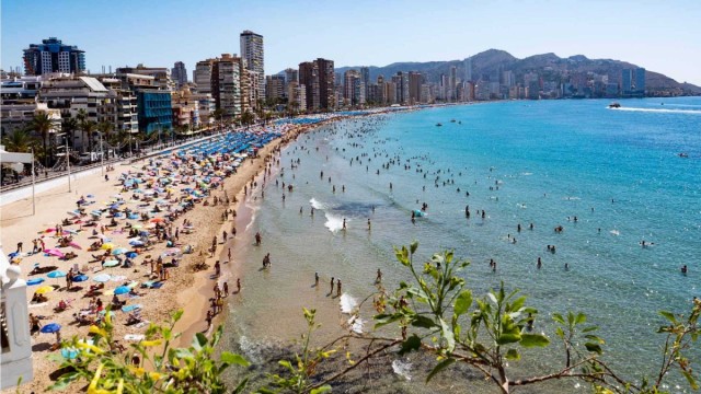 Benidorm impulsa un gemelo digital para analizar en tiempo real a residentes y turistas
