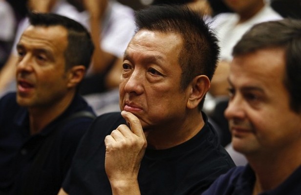 Peter Lim explica el despido de Gary Neville
