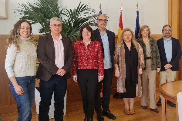 La UA intensifica su alianza con el Hospital del Vinalopó: ofrece 
