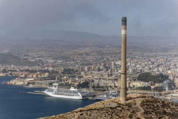Cultura declara Bien de Interés Catalogado la chimenea de la antigua Fundición de Santa Lucía, en Cartagena