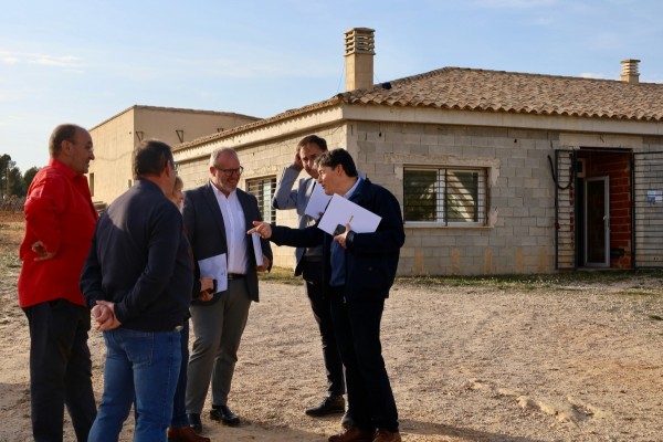 La Diputación y el Gobierno firman el convenio para crear un Centro de Innovación Territorial en Aras de los Olmos