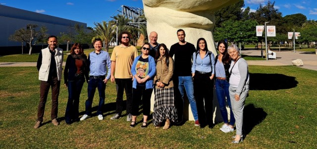 El plan europeo Pavivet se pone a prueba en Alicante: avanza en la formación digital en dos institutos