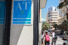 Las pernoctaciones en apartamentos turísticos alcanzan los 2,2 millones en la Comunitat Valenciana durante julio
