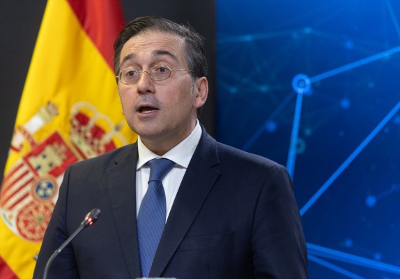 España respalda los esfuerzos árabes para la reconstrucción de Gaza y pide situar 