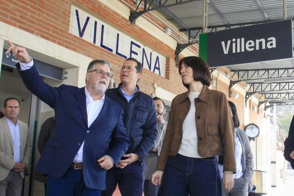 Morant destaca que en el último año se han invertido 1.300 millones en el Corredor