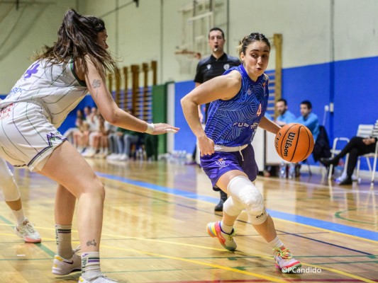 El Fustecma NBF Castelló cede ante Unicaja en un partido muy igualado