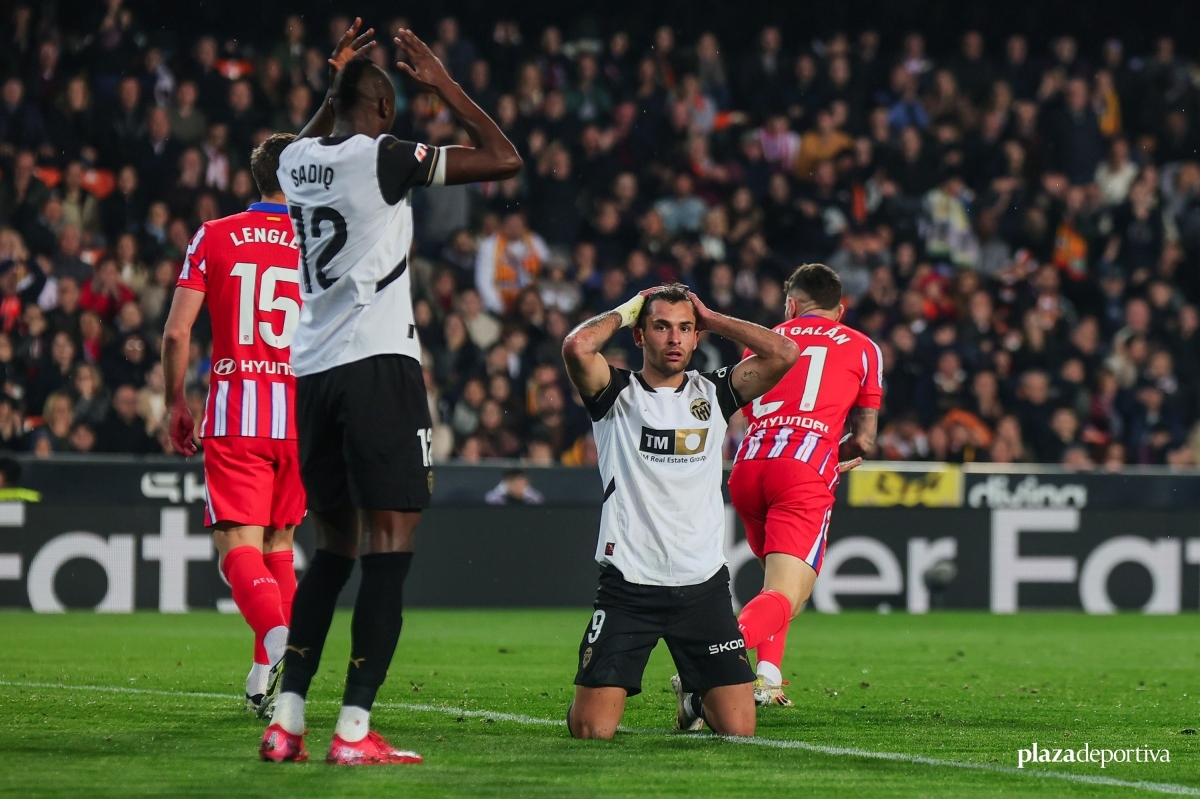 El Valencia sufrió la derrota liguera más abultada en Mestalla de los últimos tres años