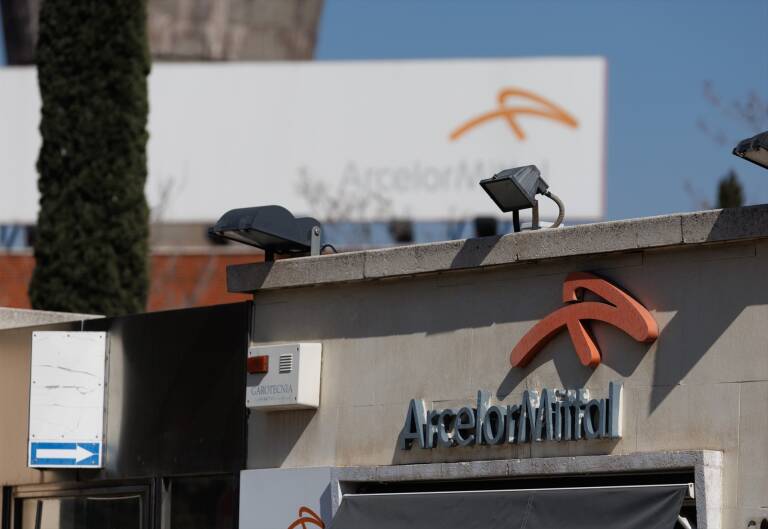 ArcelorMittal gana 1.607 millones de euros hasta septiembre, un 55,5% menos
