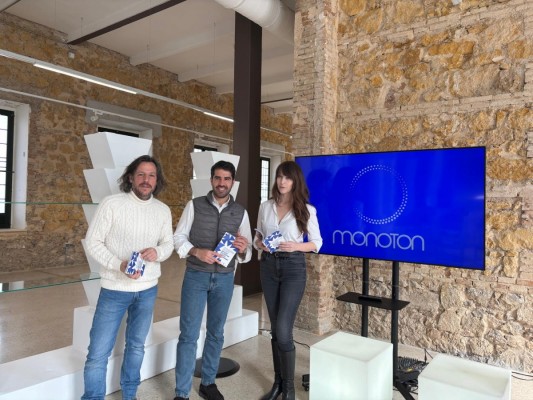 Roberto Maqueda estrenará la nueva programación de Monoton en Murcia: talento local, sonidos experimentales y mucho espectáculo