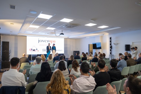 Darío Grimalt y Alberto de Rosa protagonizan la Jornada de Jovempa celebrada en l'Alfàs