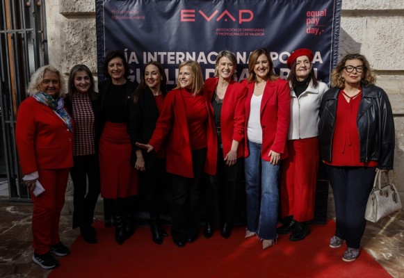 La EVAP sitúa la brecha salarial en la Comunitat en el 17,1% y alerta del riesgo de dar 