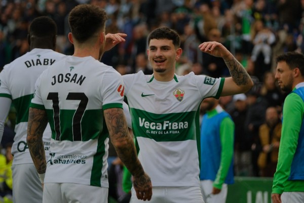Si el Elche replica los resultados de la primera vuelta ascenderá de manera directa