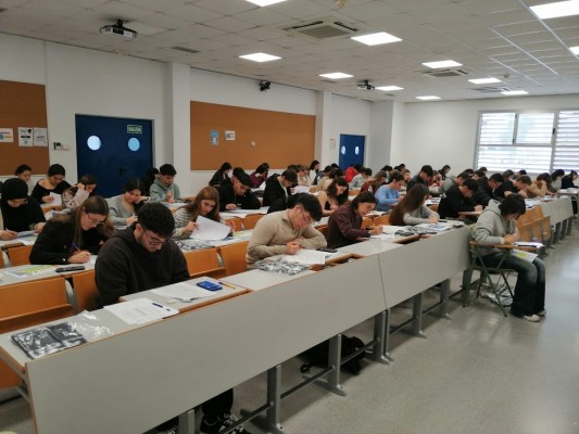 Talento joven y récord de participación en la Olimpiada de Química de Murcia
