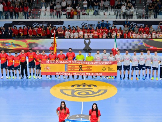 Los 'Hispanos' brindan una sufrida victoria a los afectados por la Dana