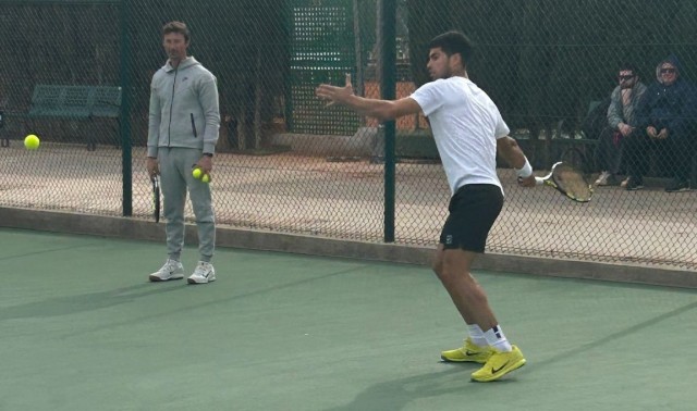 Alcaraz se prepara en El Palmar para firmar en Indian Wells su primer triplete ATP