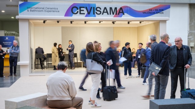 El Colegio Oficial de Agentes Comerciales de Valencia en Cevisama: impulsando la profesionalización y la internacionalización