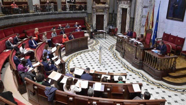 El Ayuntamiento acepta las competencias para sancionar con hasta 600.000 euros a viviendas turísticas ilegales