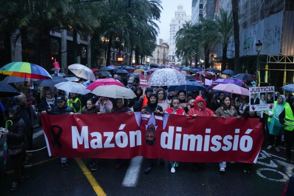La quinta manifestación para exigir la dimisión de Mazón cambia su recorrido por Fallas: irá de Colón a Porta de la Mar