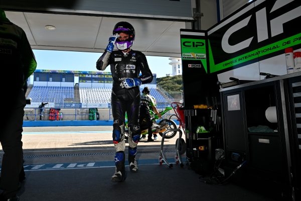 Adrián Cruces debutará en el Campeonato del Mundo de Moto3