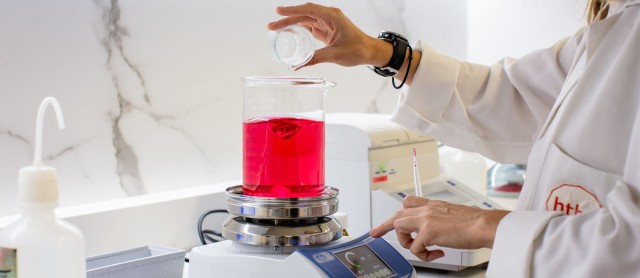 Miura compra HealthTech BioActives (HTBA) a las puertas de inaugurar un centro en Beniel