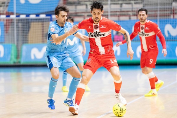 El Jimbee sigue sin ganar aunque logra un empate de mérito en la pista del líder