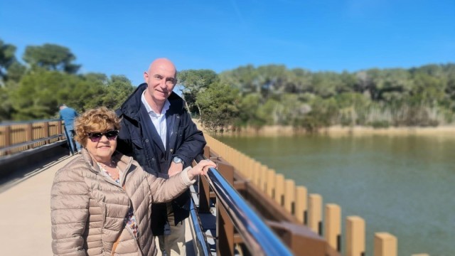 El puente interior de la Gola de Pujol abre al paso de peatones y vehículos de emergencia tras su reparación