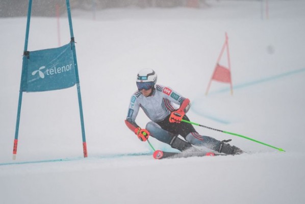 Helly Hansen presenta nueva Kvitfjell de Copa del Mundo