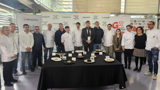 Los participantes de la Mostra de Cuina Marinera de la Vila Joiosa destapan sus menús