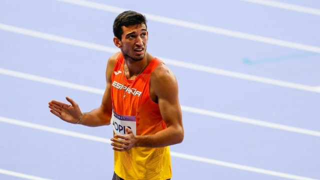 Llopis iguala el récord de España de los 60 metros vallas con un tienpo de 7.48 segundos