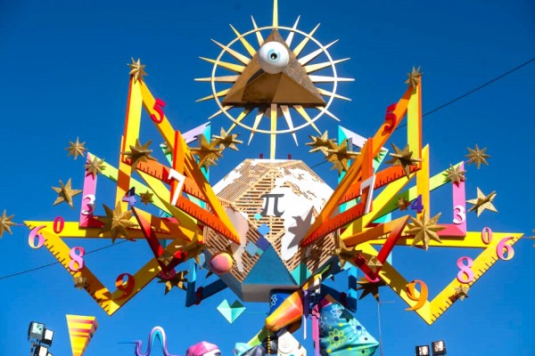 La masonería en la fiesta de Fogueres