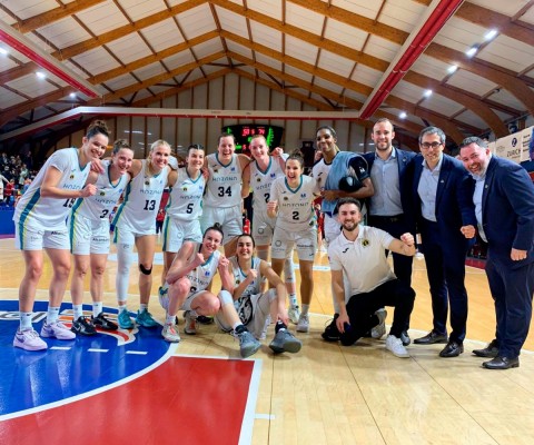 El Hozono Jairis arrolla en Gernika (50-74) y refuerza el quinto puesto en la Liga Femenina Endesa