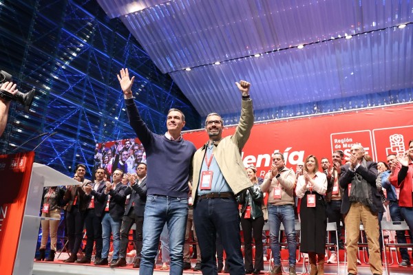 Lucas pide valentía para lograr el cambio en la Región: 