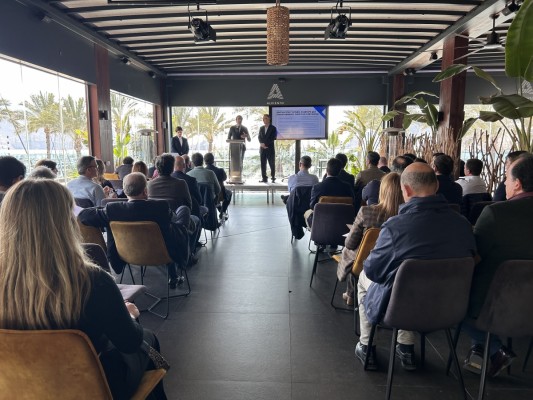 Emprendimiento e inversión: el Puerto de Cartagena reúne a startups e inversores para impulsar la innovación