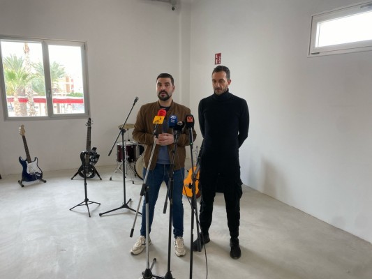 Aspe presenta el proyecto 'Conecta2' para ofrecer ocio creativo a la juventud de Aspe