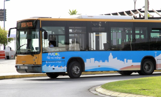 Puçol pone en marcha un nuevo servicio de autobús urbano tras 12 años sin contrato