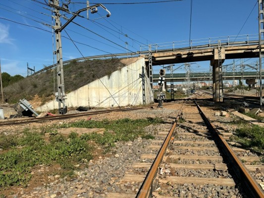 El Consell ratifica la contratación de varias actuaciones de emergencia de FGV tras la Dana por 11,9 millones