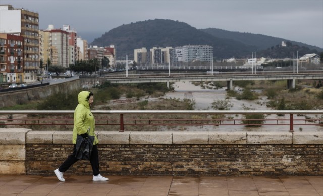 Los chubascos fuertes y muy fuertes y persistentes seguirán en Mediterráneo, Andalucía y Canarias hasta el viernes