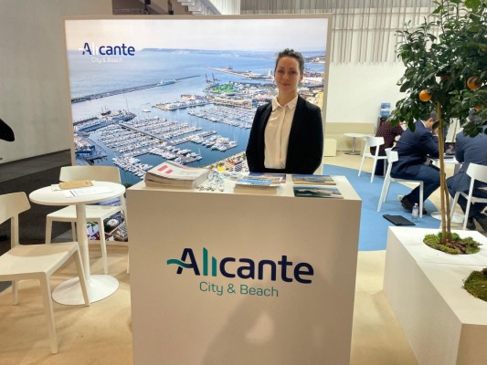 Alicante exprime su capitalidad gastronómica en la Feria de Turismo de Berlín