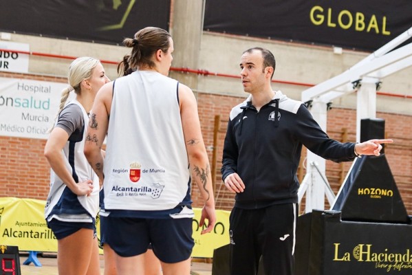 Un Hozono Jairis en racha y que es quinto en la Liga Femenina Endesa recibe al Celta, penúltimo 