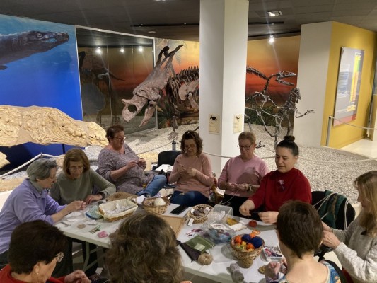 El Mupe 'teje' redes de colaboración con la asociación de vecinos del Raval de Elche