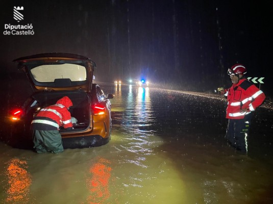 Aemet activa el nivel naranja por lluvias de hasta 100 l/m2 en 12 horas en zonas de Castellón y Valencia