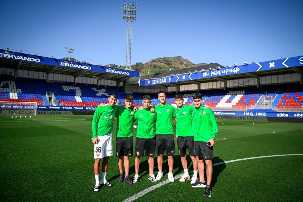 Barzic, Adam y Albert viajarán con sus respectivas Selecciones y se perderán el partido ante el Levante
