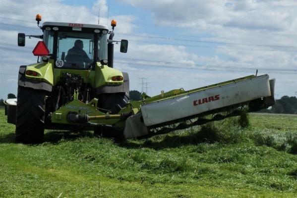 Unión de Uniones recuerda por escrito a Planas su compromiso de no subir los impuestos al gasóleo agrícola
