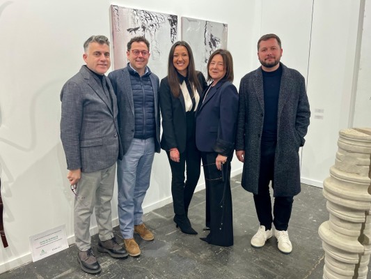Los artistas murcianos sacan músculo en ARCO: arranca la Feria de Arte con un recuerdo a Helga de Alvear